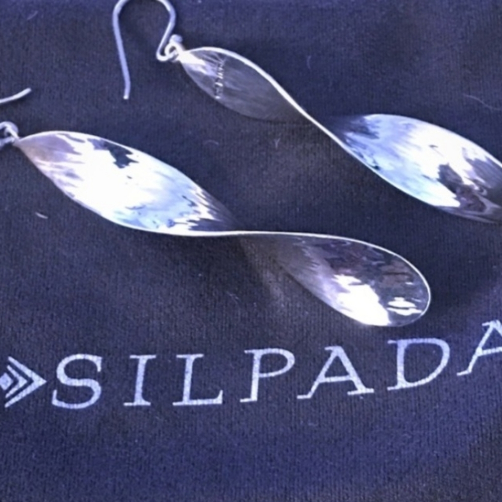 Silpada Silver Twisted Ribbon Drop Earrings